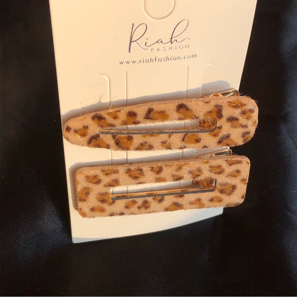 Riah Fashion Hair Clips - animal print - Picture 2 of 7